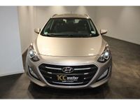Gebraucht Hyundai i30 Style 136 PS (100 kW) 2016 Weiss Kombi