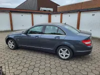 Gebraucht Mercedes 220 170 PS (125 kW) 2008 Blau Limousine