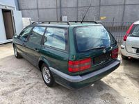 Gebraucht VW Passat S 116 PS (85 kW) 1995 Grün Kombi