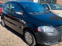 Gebraucht VW Fox Basis 60 PS (44 kW) 2011 Schwarz Kleinwagen