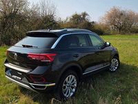 Gebraucht VW T-Roc Style 150 PS (110 kW) 2024 Schwarz SUV