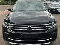 Gebraucht VW Tiguan Highline 200 PS (147 kW) 2023 Schwarz SUV