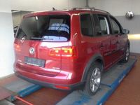 Gebraucht VW Touran 140 PS (102 kW) 2012 Andere farbe metallic Van / Kleinbus