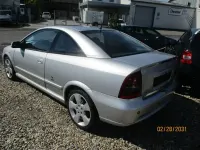 Gebraucht Opel Astra 147 PS (108 kW) 2003 Silber Coupé