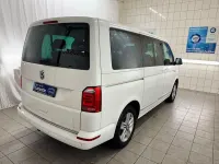 Gebraucht VW Caravelle Highline 204 PS (150 kW) 2017 Weiß Van