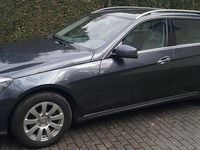 Gebraucht Mercedes E200 136 PS (100 kW) 2013 Blau Kombi