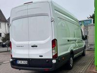 Second-hand Ford Transit 131 CP (96 kW) 2018 Alb Break
