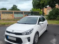 Gebraucht Kia Rio DREAM-TEAM Edition 84 PS (61 kW) 2019 Weiß Limousine