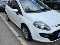 Gebraucht Fiat Punto Evo 69 PS (50 kW) 2011 Weiß Kleinwagen
