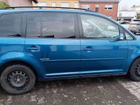 Gebraucht VW Touran Highline 116 PS (85 kW) 2009 Blau Van / Kleinbus