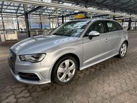 Gebraucht Audi A3 Ambiente 150 PS (110 kW) 2015 Silber Limousine