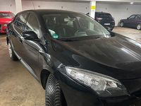 Używany Renault Mégane III Expression 90 KM (66 kW) 2012 Czarny Sedan/Limuzyna