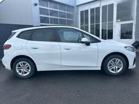 Gebraucht BMW 218 Active Tourer 136 PS (100 kW) 2023 Weiß Van / Kleinbus