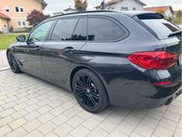 Gebraucht BMW 520 Sport Line 190 PS (139 kW) 2019 Grau Kombi