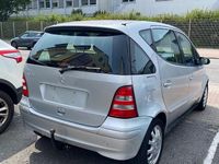 Gebraucht Mercedes A160 Classic 102 PS (75 kW) 2001 Silber Van / Kleinbus