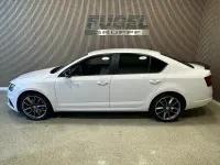 Gebraucht Skoda Octavia RS 245 PS (180 kW) 2019 Candyweiss Limousine