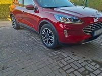Używany Ford Kuga Titanium 224 KM (164 kW) 2020 Czerwony SUV