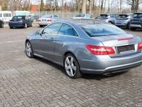 Usata Mercedes E200 184 CV (135 kW) 2013 Argento Coupé