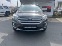 Gebraucht Ford Kuga Titanium 150 PS (110 kW) 2017 Grau SUV