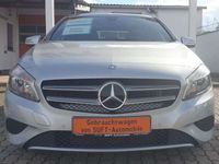 gebraucht Mercedes A180 (BlueEFFICIENCY) 7G-DCT Style Navi Sitzheizung PTS