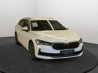 Neu Skoda Superb SportLine 193 PS (141 kW) 2026 Weiss Kombi