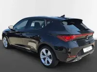 Używany Seat Leon FR 150 KM (110 kW) 2024 Czarny Sedan/Limuzyna