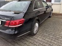 Gebraucht Mercedes E250 Elegance 204 PS (150 kW) 2013 Schwarz Limousine