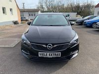 gebraucht Opel Astra 1.5 D Sports Tourer Aut. Elegance *LED*Navi*SHZ*