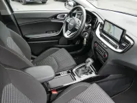 Używany Kia Ceed Vision 160 KM (117 kW) 2022 Czarny Hatchback