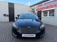 Gebraucht Ford Focus Titanium 120 PS (88 kW) 2016 Schwarz Limousine