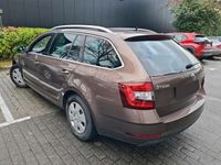 gebraucht Skoda Octavia 1.6 TDI Style DSG_LED_NAVI_TEILLEDER*36