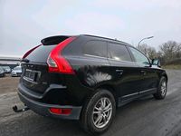 Usado Volvo XC60 175 HP (128 kW) 2010 Verde SUV
