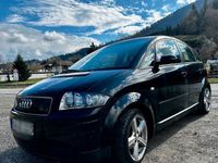 gebraucht Audi A2 1.4 TDI schwarz mit Panoramadach