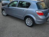 Gebraucht Opel Astra 105 PS (77 kW) 2005 Blau Kleinwagen
