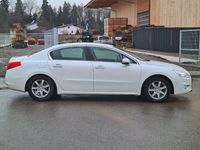 Gebraucht Peugeot 508 Allure 140 PS (102 kW) 2012 Weiß Limousine