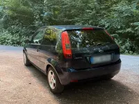 Gebraucht Ford Fiesta 100 PS (73 kW) 2004 Blau Kleinwagen