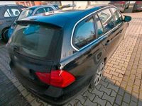 Gebraucht BMW 325 260 PS (191 kW) 2009 Schwarz Kombi