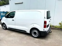 Gebraucht Toyota Proace Comfort 116 PS (85 kW) 2017 Weiß Van / Kleinbus