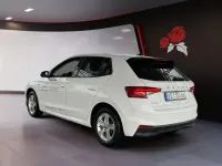 Gebraucht Skoda Fabia Drive 95 PS (69 kW) 2024 Candyweiß Kleinwagen
