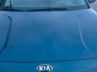 Gebraucht Kia Niro 141 PS (103 kW) 2018 Blau SUV
