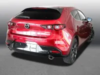 Używany Mazda 3 Exclusive 186 KM (136 kW) 2024 Czerwony Sedan/Limuzyna