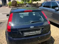Brugt Ford Fiesta Ambiente 101 HK (74 kW) 2004 Blå Hatchback