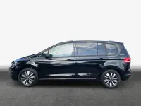 Gebraucht VW Touran Goal 150 PS (110 kW) 2025 Schwarz Van / Kleinbus