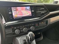 Second-hand VW Multivan Generation Six 150 CP (110 kW) 2021 Argintiu Monovolum