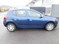 Gebraucht Dacia Sandero Celebration 90 PS (66 kW) 2015 Blau Limousine