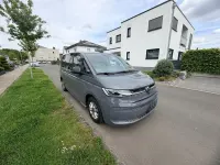 Gebraucht VW T7 Life 150 PS (110 kW) 2024 Grau Van