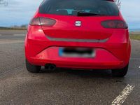 Gebraucht Seat Leon 105 PS (77 kW) 2011 Rot Limousine