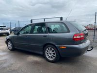 Gebraucht Volvo V40 136 PS (100 kW) 2001 Silber Kombi