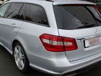 gebraucht Mercedes E300 AHK