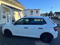 Gebraucht Skoda Fabia Cool Edition 60 PS (44 kW) 2017 Weiß Kleinwagen